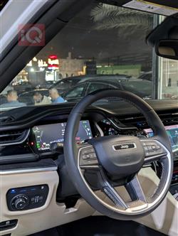 جيب جراند شيروكي